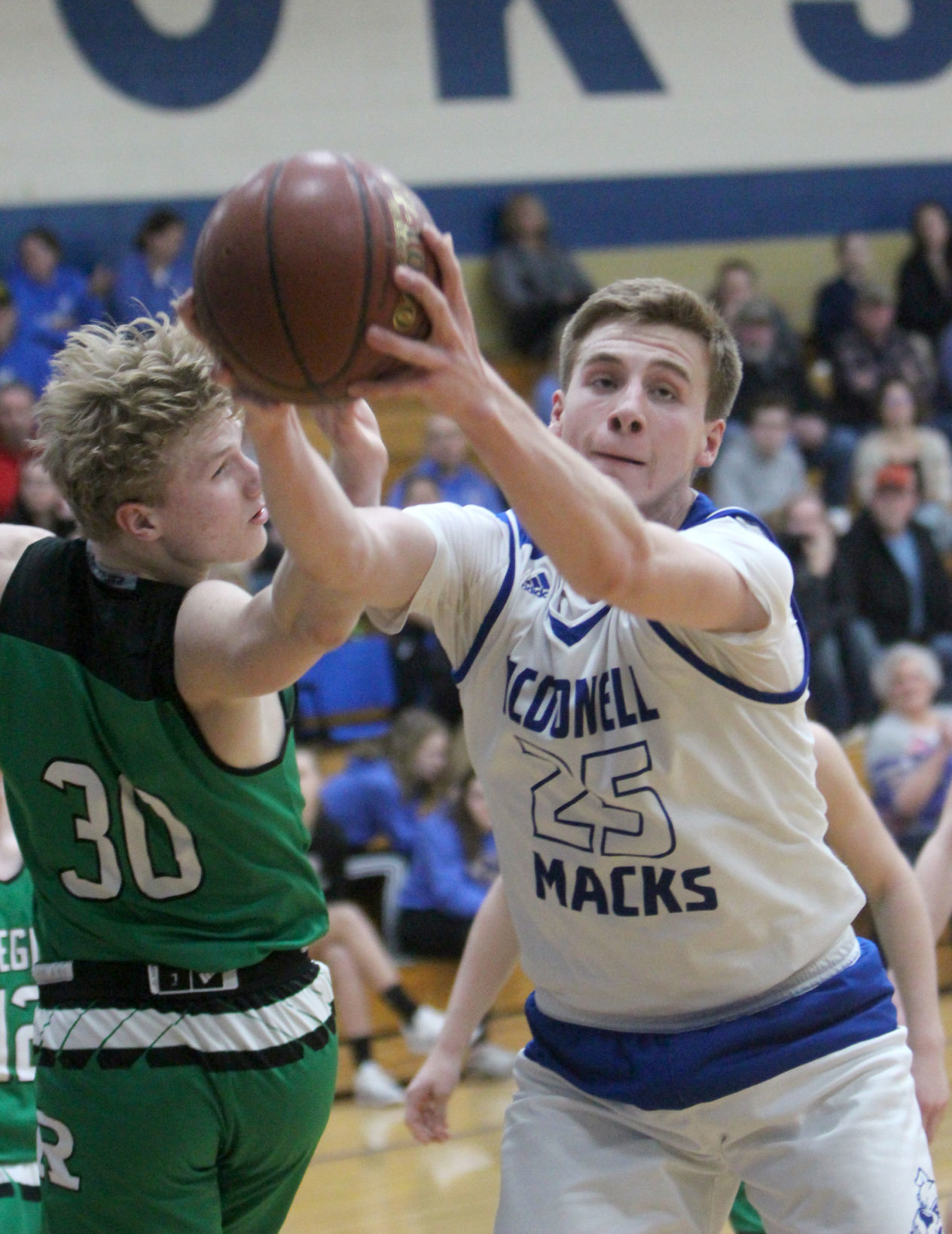 Eau Claire Regis at McDonell boys basketball 2-13-19